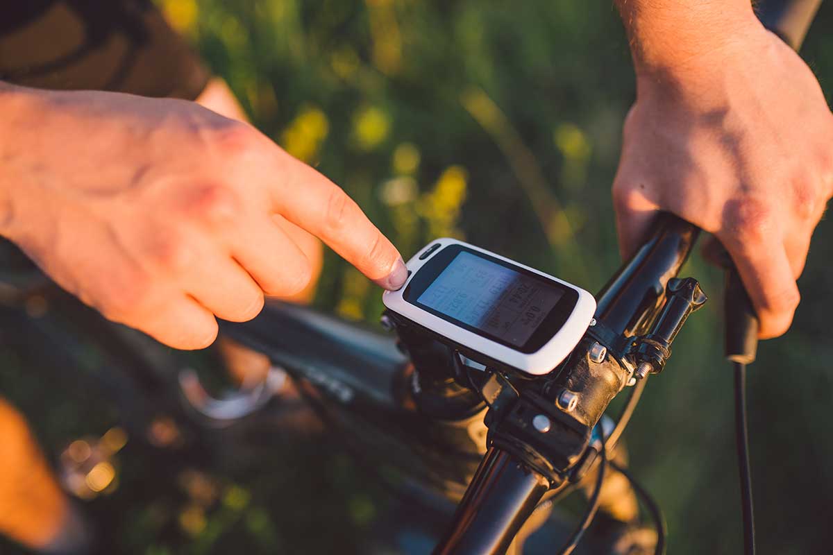 GPS-Geraet am Fahrradlenker