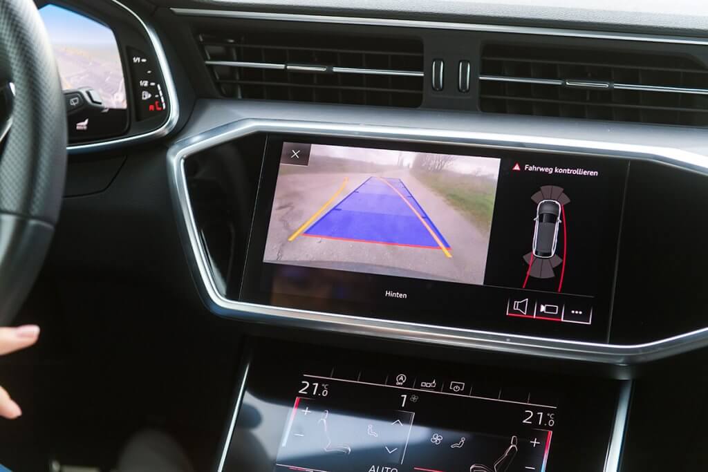 rueckfahrkamera in einem pkw